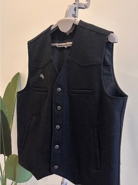 Men's Black Wool-Blend Button Vest with Subtle Embroidered Accent